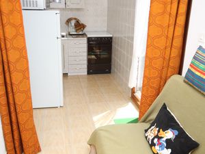 23929314-Ferienwohnung-4-Povljana-300x225-2