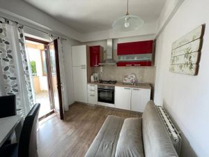 23925851-Ferienwohnung-4-Povljana-300x225-2