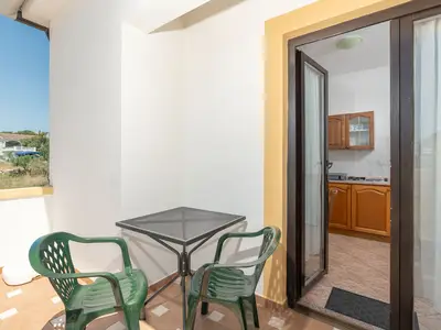 Ferienwohnung für 3 Personen (50 m²) in Povljana 8/10