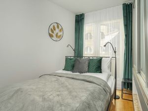 23891444-Ferienwohnung-4-Poznań-300x225-1