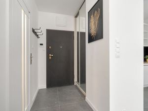 23915067-Ferienwohnung-4-Poznań-300x225-5