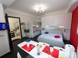 23939830-Ferienwohnung-4-Pozzallo-300x225-1