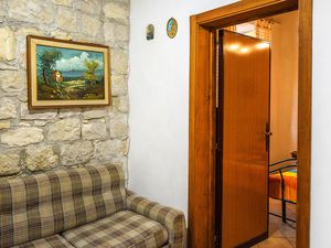 23757041-Ferienwohnung-4-Pozzallo-300x225-5