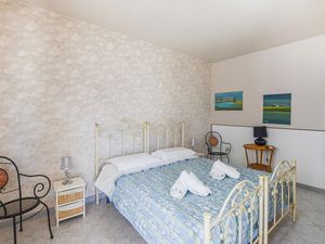 23766921-Ferienwohnung-7-Pozzallo-300x225-2