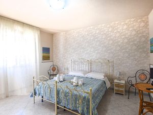 23766921-Ferienwohnung-7-Pozzallo-300x225-4