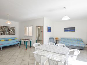 23761874-Ferienwohnung-8-Pozzallo-300x225-3