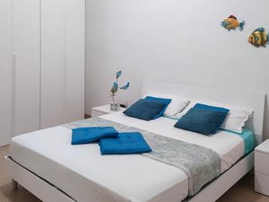 24024772-Ferienwohnung-5-Pozzallo-300x225-3