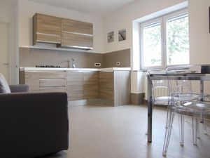 22454847-Ferienwohnung-6-Pozzuoli-300x225-4