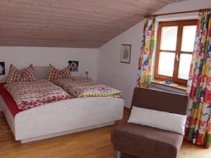 22423689-Ferienwohnung-5-Prackenbach-300x225-5