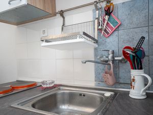 18323507-Ferienwohnung-4-Preko-300x225-3