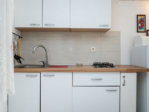 23930124-Ferienwohnung-2-Preko-300x225-4