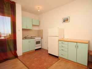 19126261-Ferienwohnung-2-Preko-300x225-4