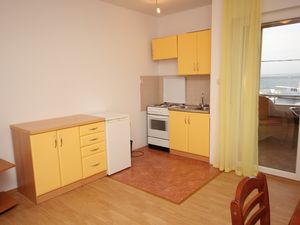 19128669-Ferienwohnung-2-Preko-300x225-4