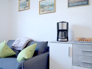 23678649-Ferienwohnung-2-Preko-300x225-2