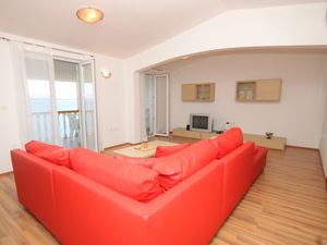 23930272-Ferienwohnung-7-Preko-300x225-2