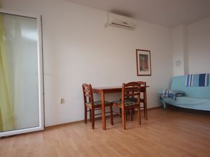 23930230-Ferienwohnung-2-Preko-300x225-3