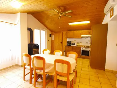 Ferienwohnung für 4 Personen (90 m²) in Premantura 1/10