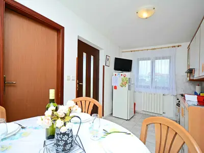 Ferienwohnung für 5 Personen (52 m²) in Premantura 2/10
