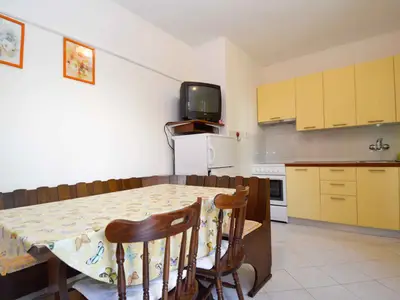 Ferienwohnung für 4 Personen (42 m²) in Premantura 9/10