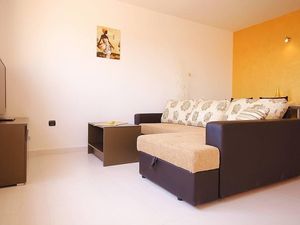 23658541-Ferienwohnung-6-Premantura-300x225-4