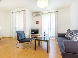 23697050-Ferienwohnung-4-Premantura-300x225-2