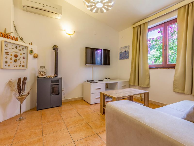 23756108-Ferienwohnung-4-Premantura-800x600-1