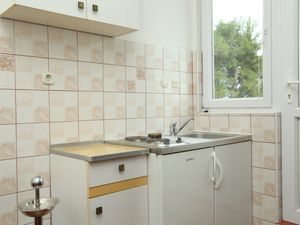 23929803-Ferienwohnung-5-Premantura-300x225-2