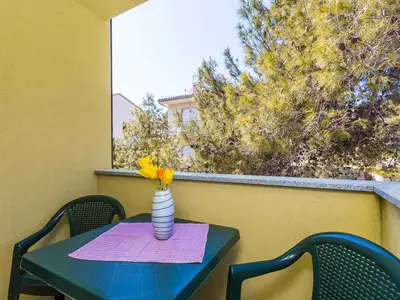 Ferienwohnung für 4 Personen (48 m²) in Premantura 3/10