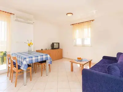 Ferienwohnung für 4 Personen (60 m²) in Premantura 8/10