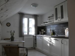 22277707-Ferienwohnung-3-Prerow-300x225-2