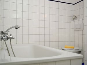 23487149-Ferienwohnung-2-Prerow-300x225-5