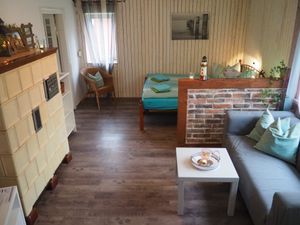 19432521-Ferienwohnung-2-Prerow-300x225-2