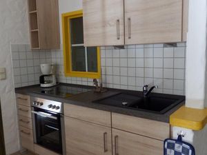 22428289-Ferienwohnung-2-Prerow-300x225-4