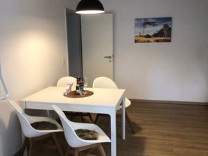 22648131-Ferienwohnung-4-Prerow-300x225-3