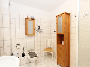 23882086-Ferienwohnung-3-Prerow-300x225-5