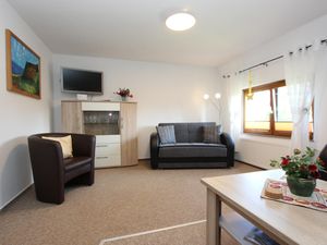 23882091-Ferienwohnung-3-Prerow-300x225-2