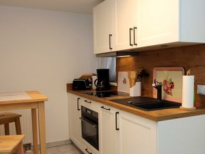 23882094-Ferienwohnung-2-Prerow-300x225-3