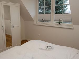 23882194-Ferienwohnung-2-Prerow-300x225-5