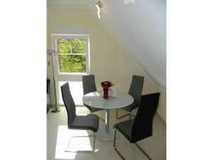 23871506-Ferienwohnung-2-Prerow-300x225-2