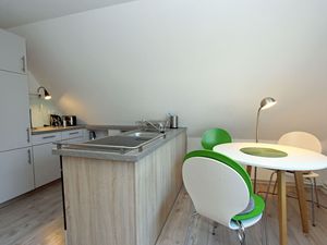 23883674-Ferienwohnung-4-Prerow-300x225-2