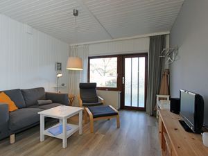 23883672-Ferienwohnung-2-Prerow-300x225-1