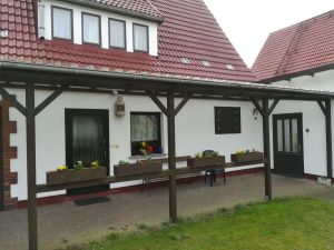 23878905-Ferienwohnung-4-Prerow-300x225-0