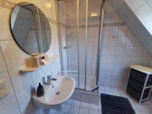 23924813-Ferienwohnung-3-Prerow-300x225-5