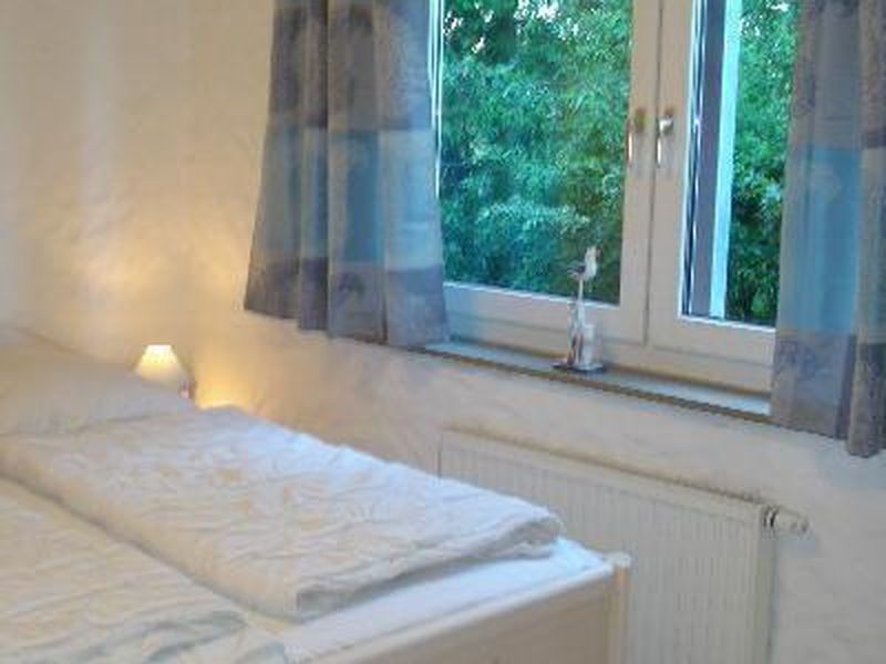 22428057-Ferienwohnung-4-Prerow-800x600-2