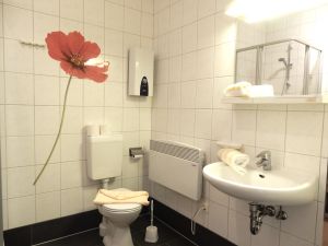 19463771-Ferienwohnung-4-Prerow-300x225-5