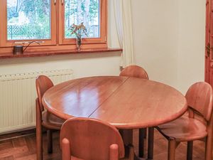 23729568-Ferienwohnung-4-Prerow-300x225-2