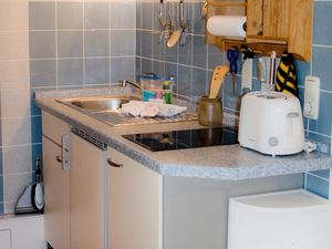 22336055-Ferienwohnung-4-Prerow-300x225-3