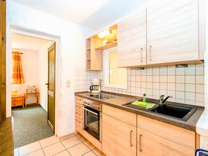 23955047-Ferienwohnung-2-Prerow-300x225-5