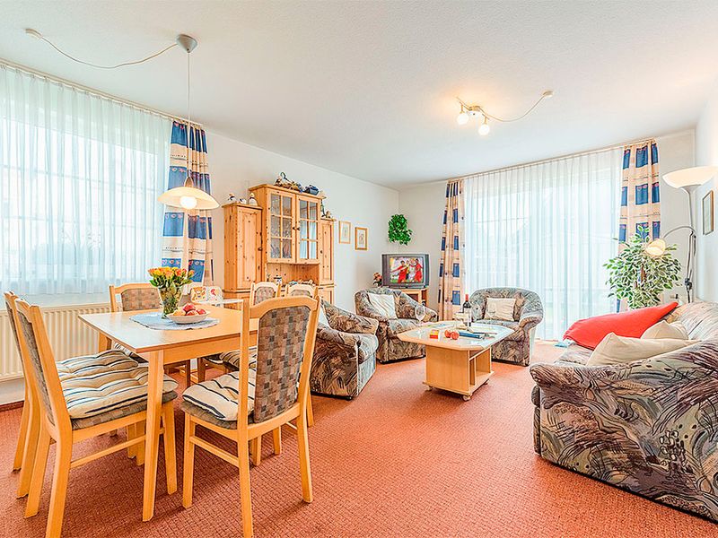 23971635-Ferienwohnung-6-Prerow-800x600-2