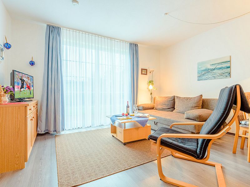 23971636-Ferienwohnung-4-Prerow-800x600-1